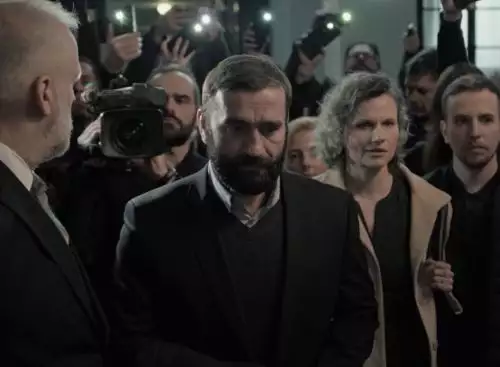 Father_134295589499785196_big-cine_deskt.webp